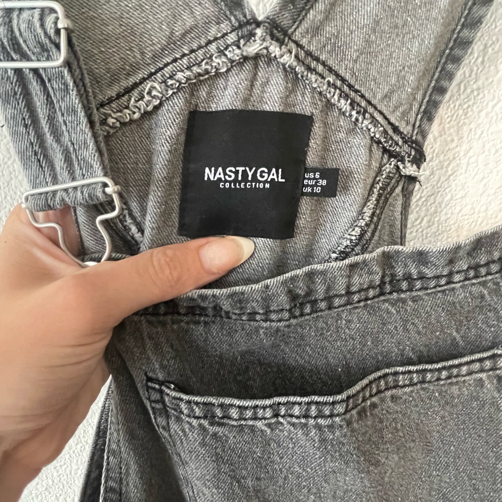 Size 6 Nasty Gal Overalls - Picture 2 of 4